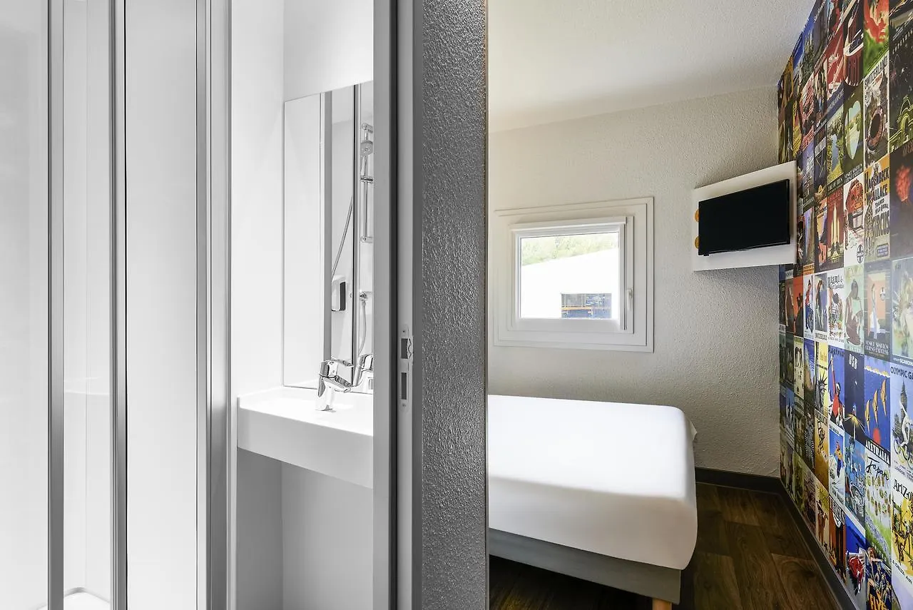 Hotel Hotelf1 Antibes Sophia Antipolis Vallauris France