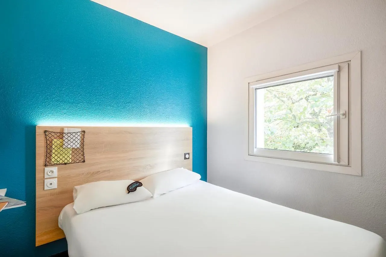 Hotelf1 Antibes Sophia Antipolis Vallauris Hotel